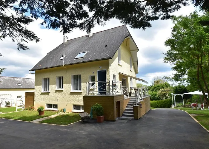 Modern House With Private Terrace
